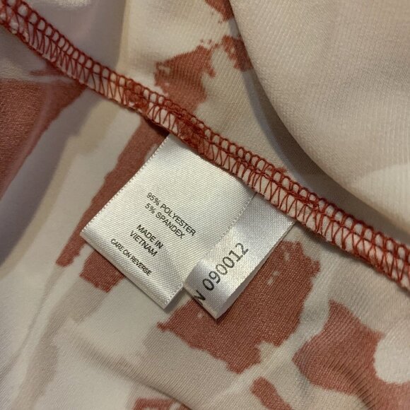 New York & Company Stretch. Sz M. Jersey. Short Tab Sleeves. 1/2 Placket. B81. - Picture 7 of 7